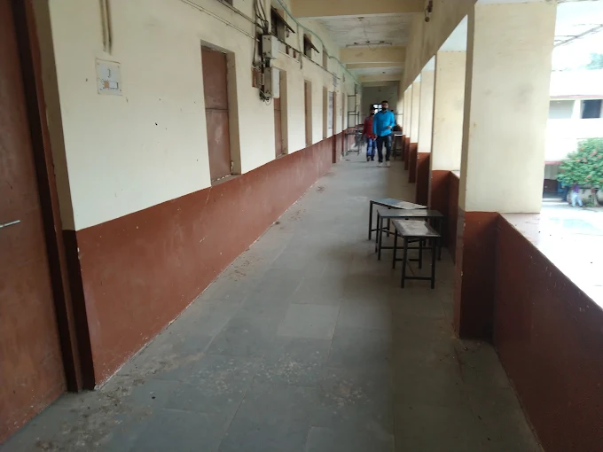 Government Arts And Commerce College